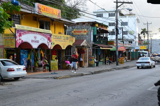 montego-bay-highlights-tour-with-shopping-bamboo-river-rafting-2
