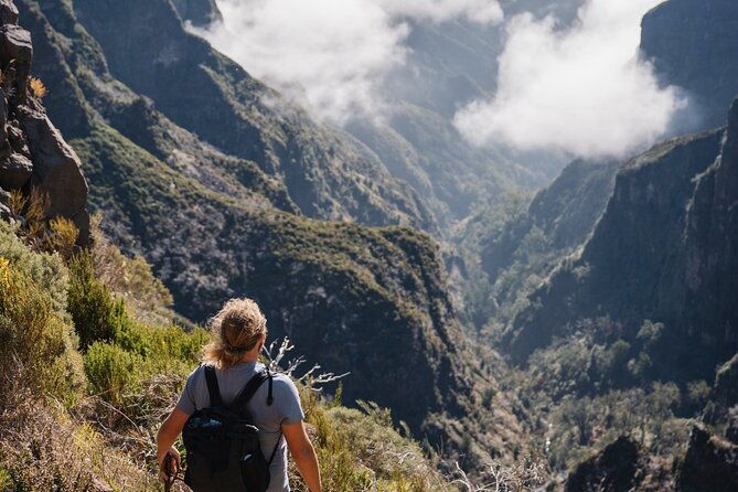 morning-self-guided-hike-pico-arieiro-to-pico-ruivo-w-transfers