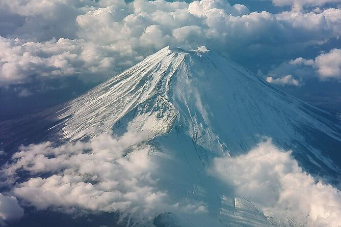 mount-fuji-four-iconic-scenic-spots-day-tour-from-tokyo
