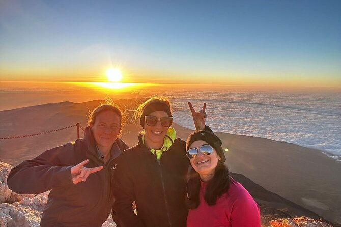 mount-teide-summit-hiking-activity-by-night