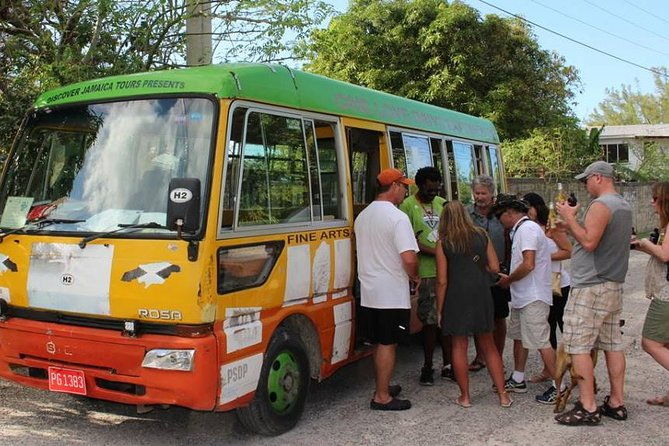 negril-one-love-bus-bar-crawl