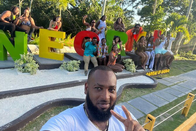 negril-seven-mile-beach-and-ricks-cafe-tour-from-montego-bay