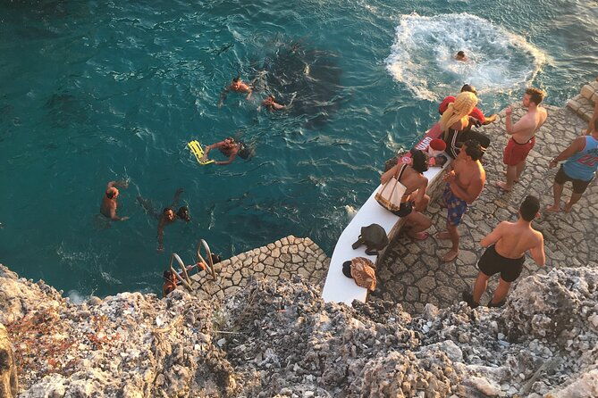 negril-seven-miles-beach-snorkeling-boat-ride-ricks-cafe-combo