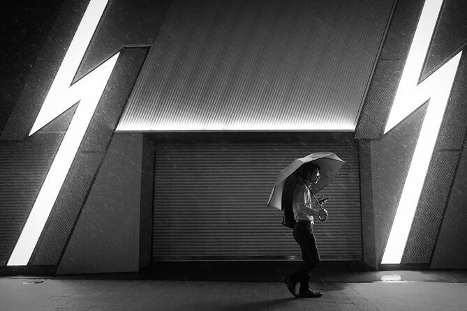 neon-dreams-a-blade-runner-photo-workshop-with-laurence-bouchard