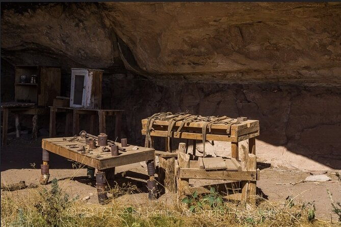 new-canyonlands-needles-chesler-park-hiking-discovery-tour