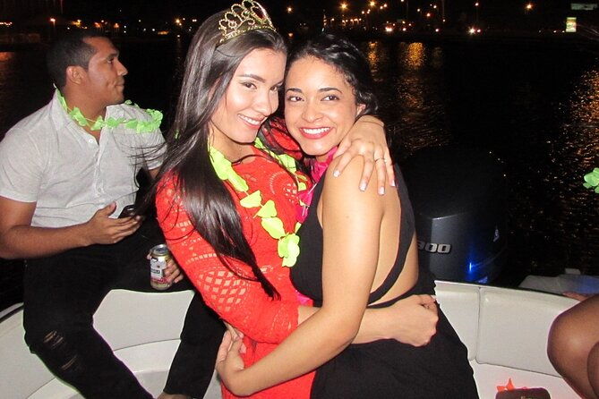 night-boat-rental-in-cartagena-bay