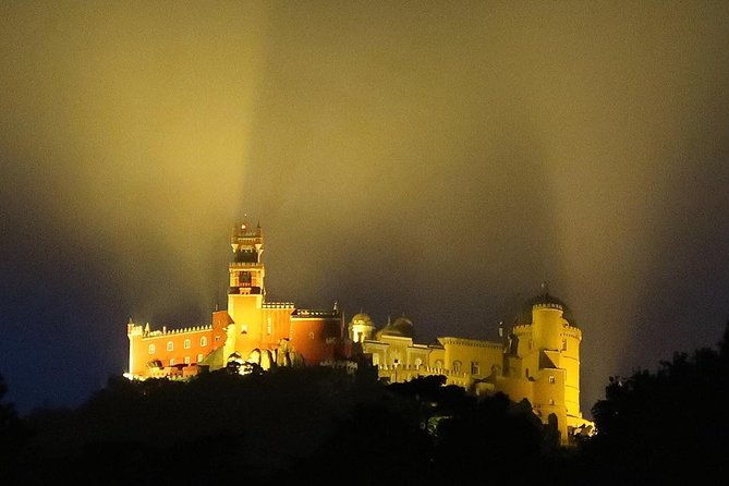 night-walk-from-the-ghosts-of-the-castle-to-the-apparitions-of-the-mountains