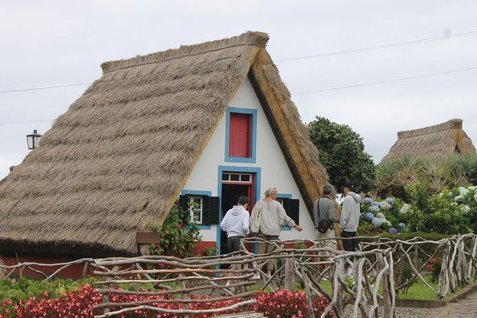 northeast-santana-traditional-houses-4x4-safari-full-day-tour