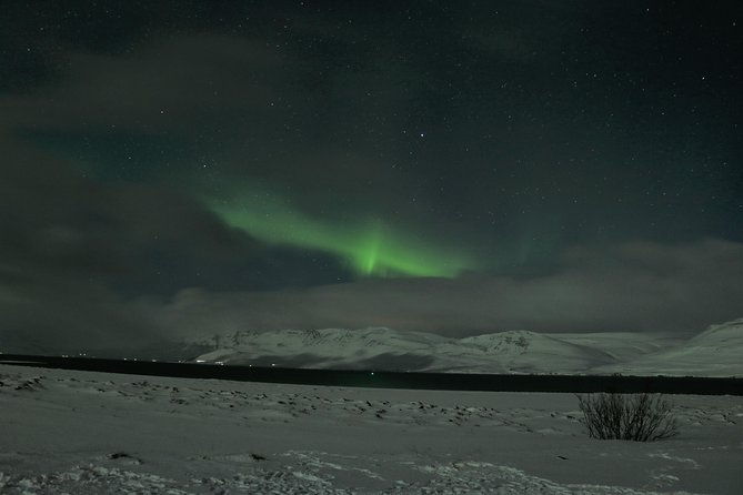 northern-lights-4x4-jeep-van-tour-from-akureyri