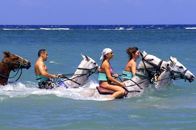 ocho-rios-shore-excursion-blue-hole-tubing-horseback-riding