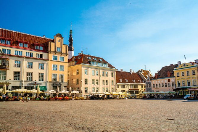 old-tallinn-with-kadriorg-pirita