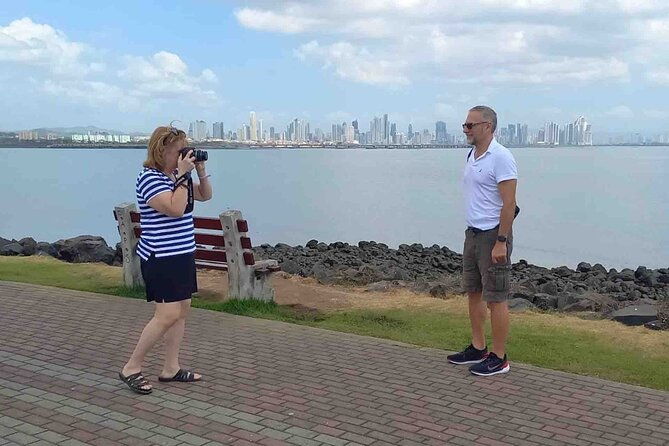 panama-city-and-panama-canal-miraflores-locks-half-day-tour
