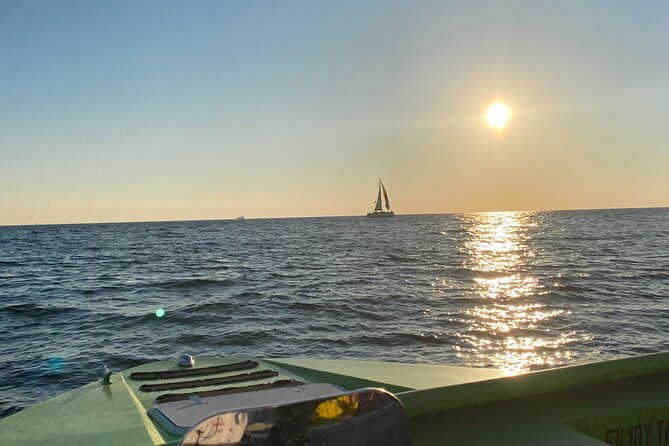 panama-city-beachs-dolphin-sunset-cruise