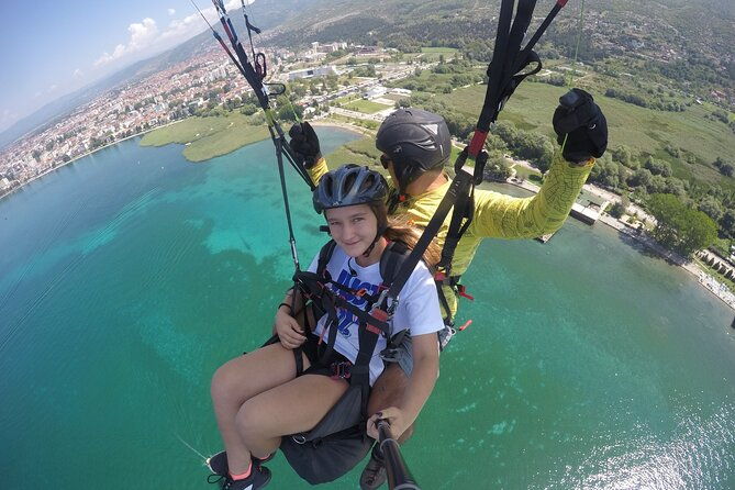 paragliding-above-ohrid