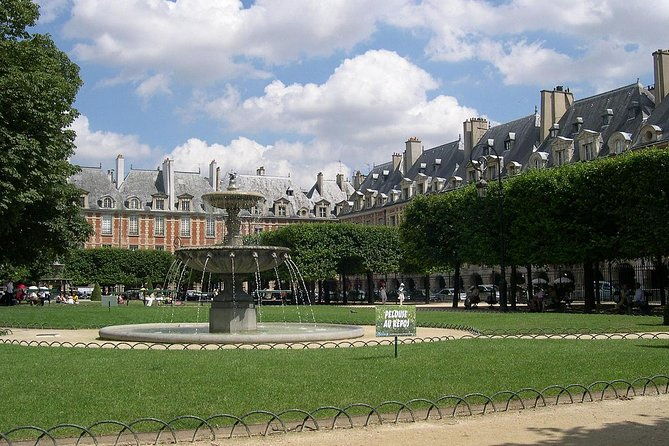 paris-le-marais-historical-walking-tour-with-wine-and-cheese-tasting-2