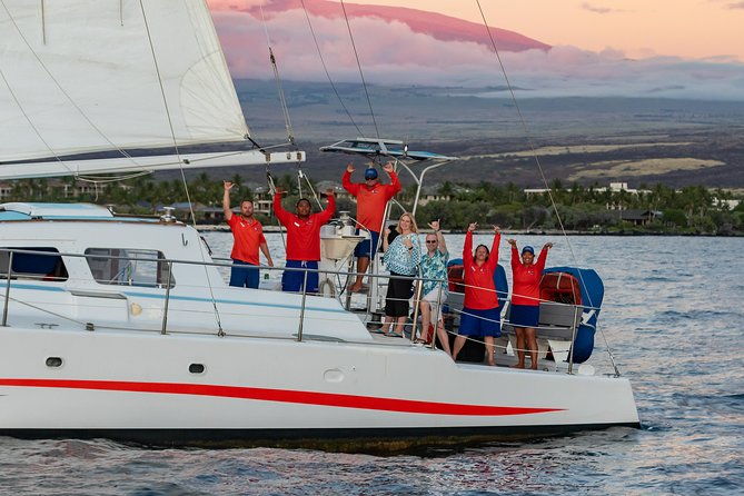 pau-hana-sunset-cocktail-cruise