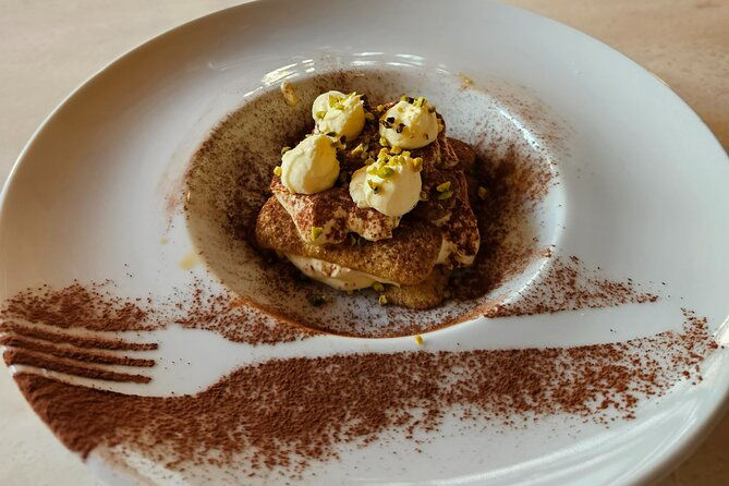 pizza-and-tiramisu-course-with-lunch-or-dinner