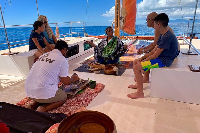 polynesian-canoe-morning-sail-2