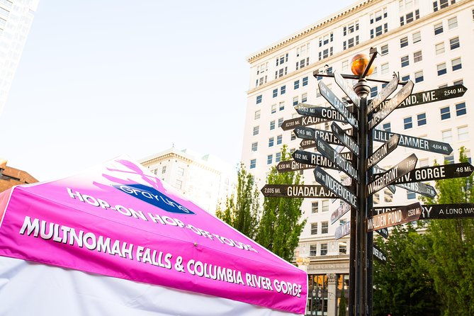 portland-hop-on-hop-off-pink-trolley-tour-with-gray-line-1-or-2-day-pass-2