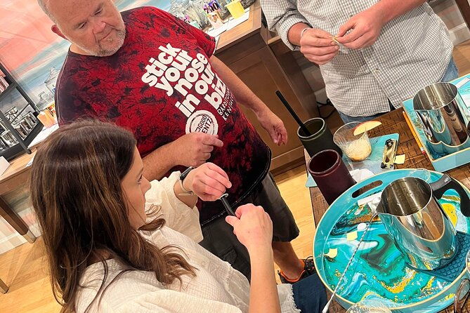 pour-your-own-candle-making-experience-with-blending-education