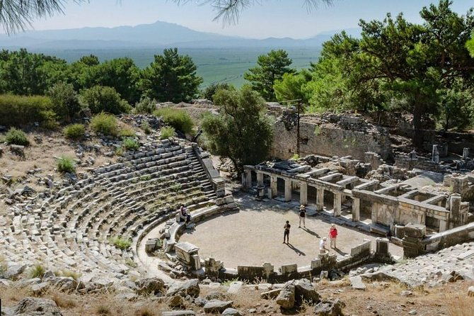 priene-miletos-didyma-tour-from-kusadasi-selcuk-hotels-2