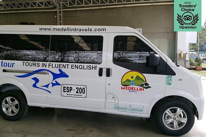private-airport-pickup-service-in-medellin-for-you-and-your-group