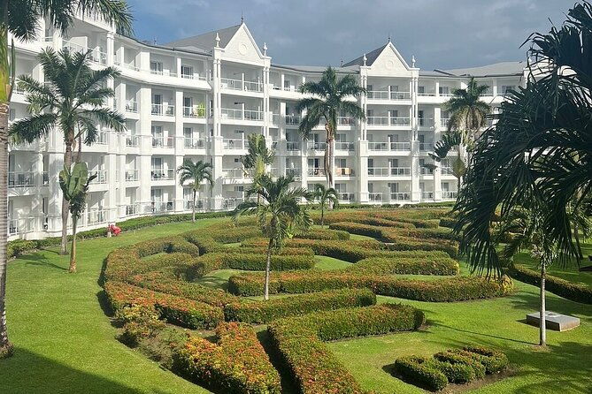 private-airport-transfer-to-hotels-in-ocho-rios-round-trip