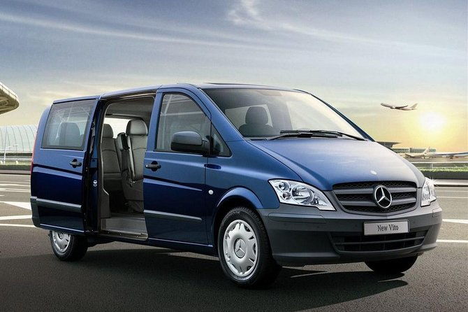 private-arrival-transfer-dalaman-airport-to-marmaris-and-icmeler-region-hotels-2