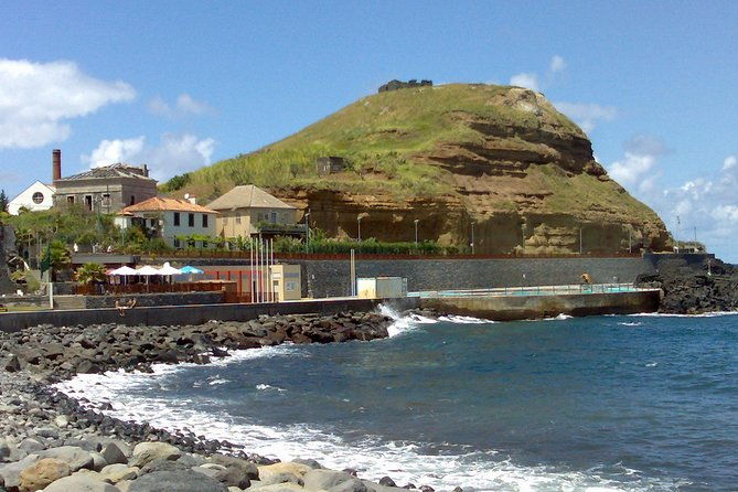 private-balcoes-walk-a-framed-houses-tour