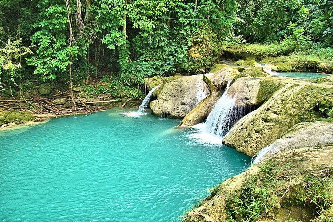 private-blue-hole-secret-falls-tour-with-entrance-fees