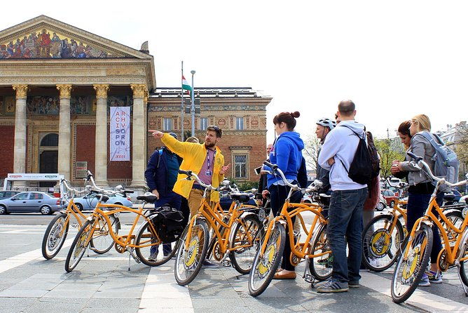 private-budapest-bike-tour-with-cafe-stop