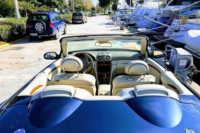 private-cabrio-5-hours-santorini-highlights-tour