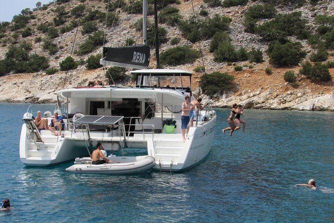 private-catamaran-all-inclusive-cruise-in-naxos