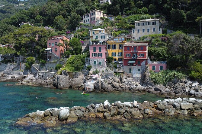 private-charter-tour-boat-exscursion-from-genoa-to-portofino