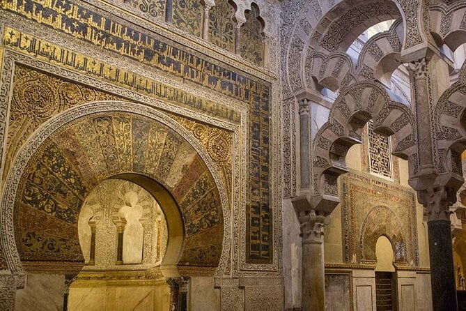private-cordoba-seville-tour-with-a-finale-horse-carriage-ride