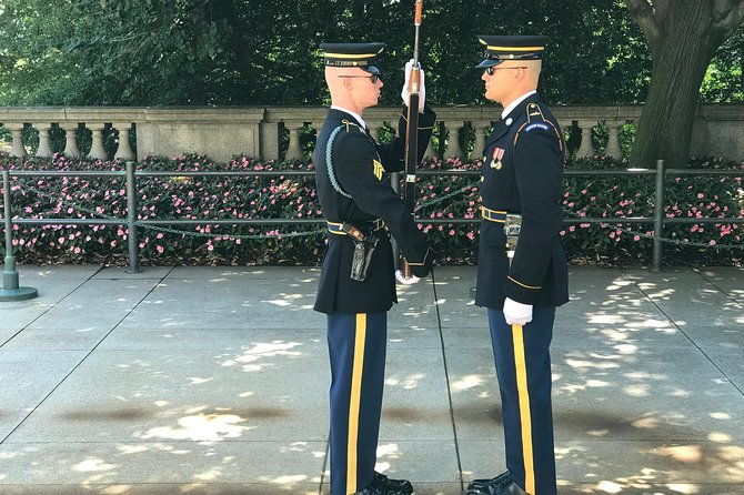 private-customized-tour-of-washington-dc-with-us-veteran-2