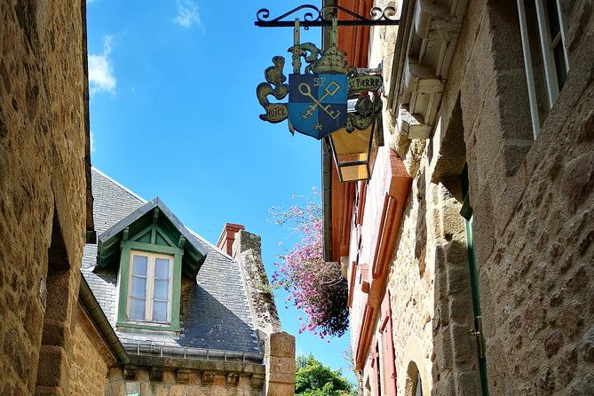 private-day-tour-of-mont-saint-michel-from-caen
