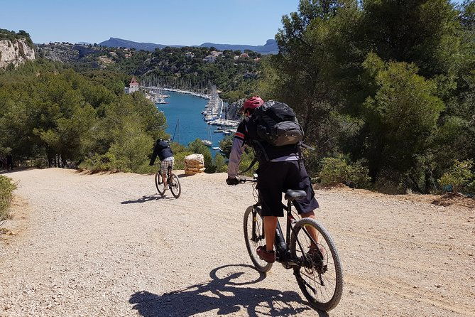 private-ebike-tour-to-calanques-or-city