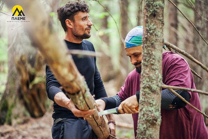 private-experience-in-wildlife-survival-school-in-bulgaria-3