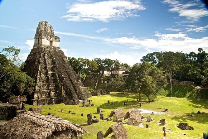 private-extended-sunrise-tour-tikal-from-flores-el-remate
