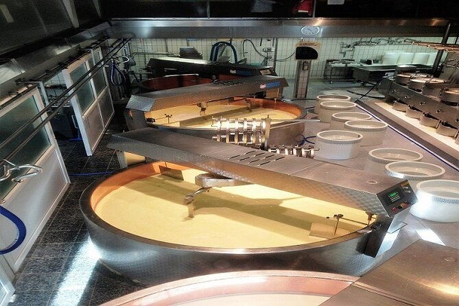 private-gruyeres-tour-including-cheese-and-chocolate-factory-visit-from-montreux-2