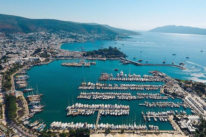private-guided-walking-tour-to-bodrum-city-and-castle
