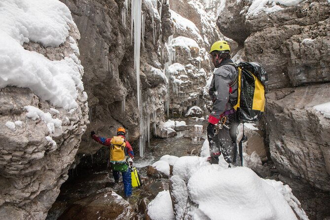 private-half-day-canyoning-tour-in-gordona