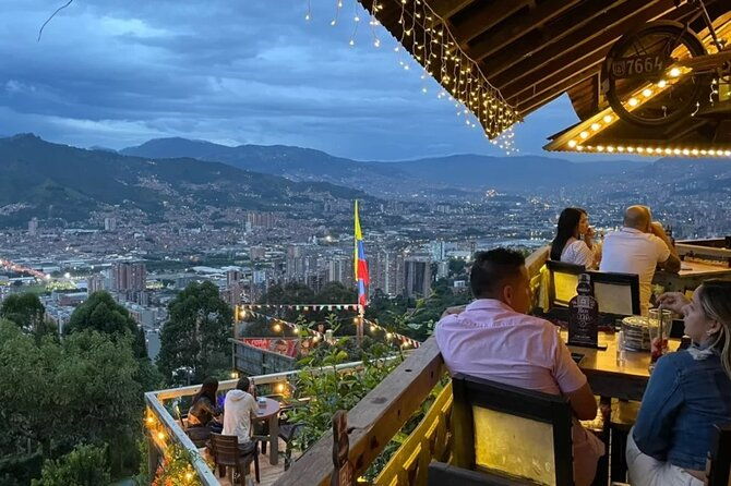 private-half-day-food-tour-visiting-best-viewpoints-in-medellin