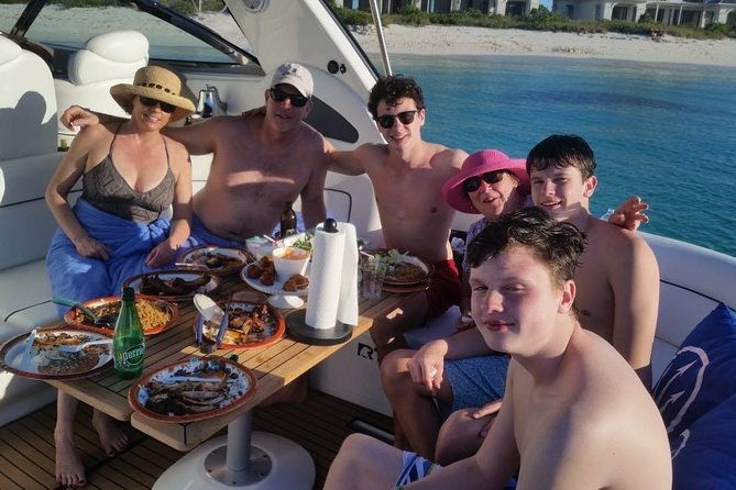 private-half-day-luxury-yacht-charter-in-turks-and-caicos