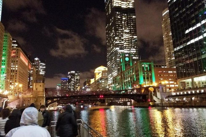 private-haunted-history-of-chicago-ghost-tour