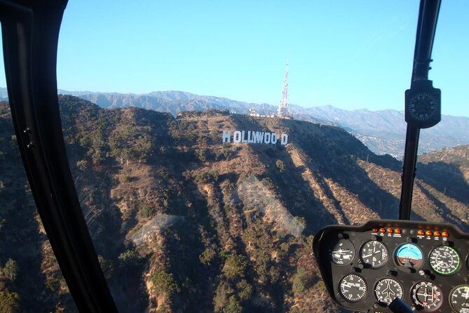 private-helicopter-ride-to-hollywood-sign