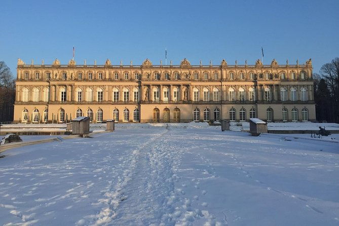 private-herrenchiemsee-castle-tour-from-munich-with-cruise-and-carriage-ride