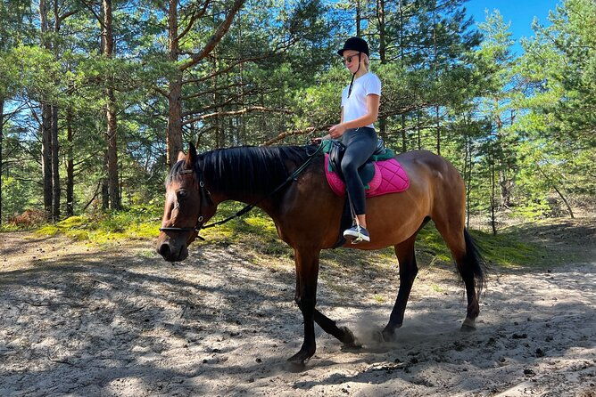 private-horse-riding-on-the-beach-in-riga-2