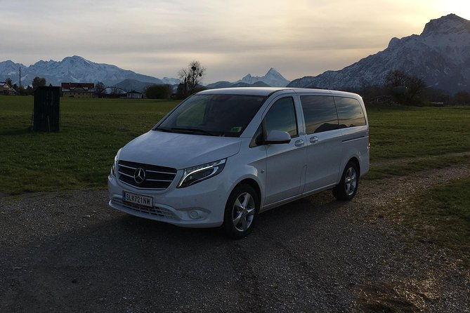 private-king-ludwig-tour-to-herrenchiemsee-castle-from-salzburg